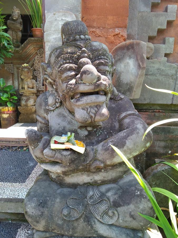 Nuriani Guest House Ubud  Exterior photo
